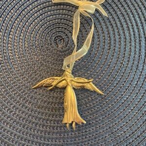 Beautiful "Wise Woman" Silver Serenity Angel Pin/Christmas Ornament/Brooch